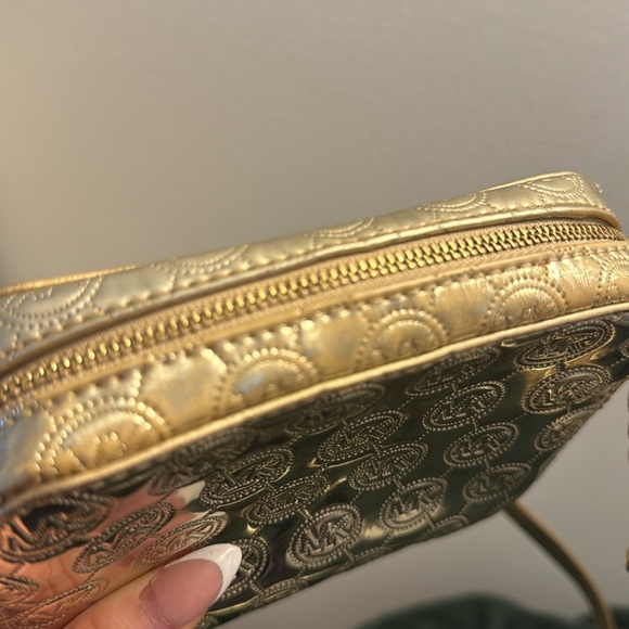 Michael Kors Gold Crossbody bag - Picture 5 of 6